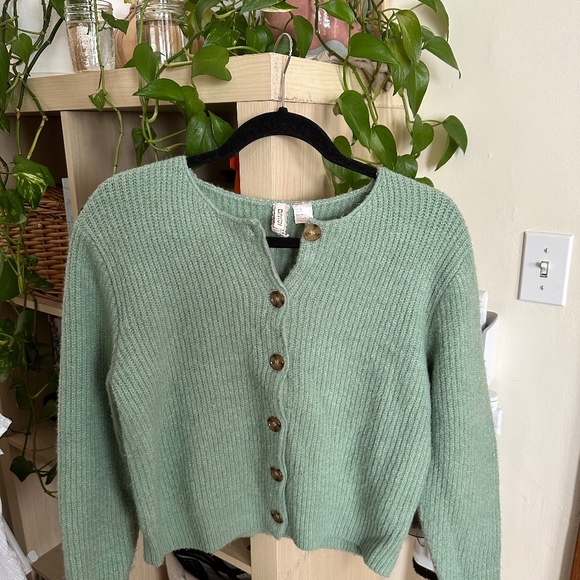 H&M seafoam green cardigan - Picture 4 of 4